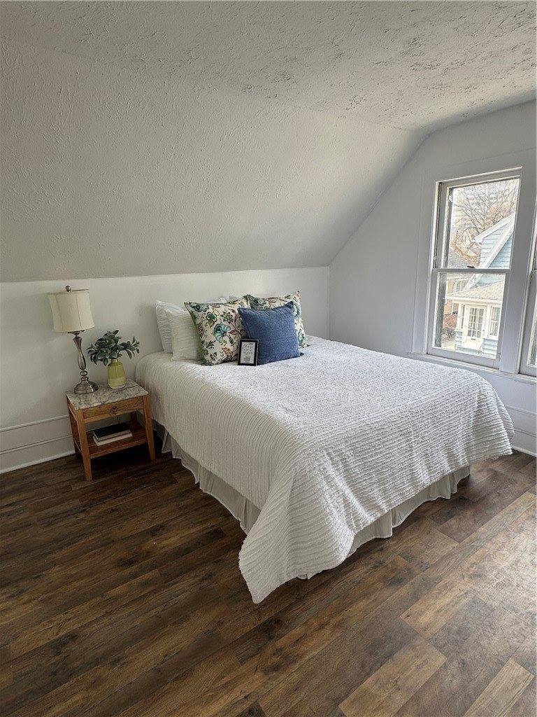 24 Bloomfield Place, Rochester, NY 14620