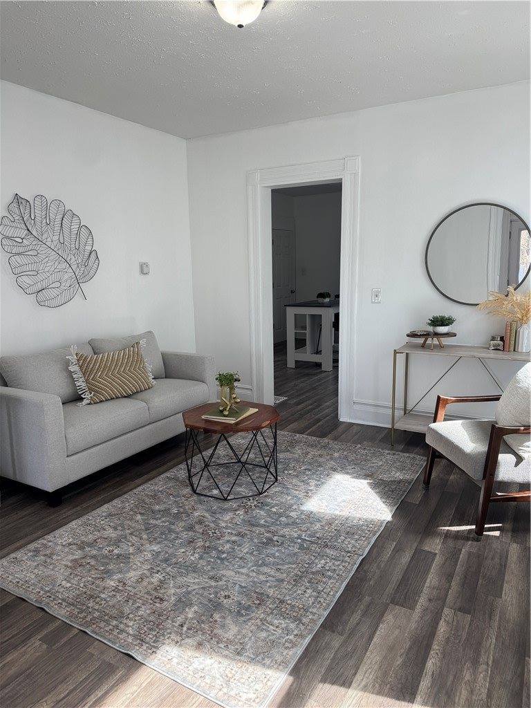 24 Bloomfield Place, Rochester, NY 14620