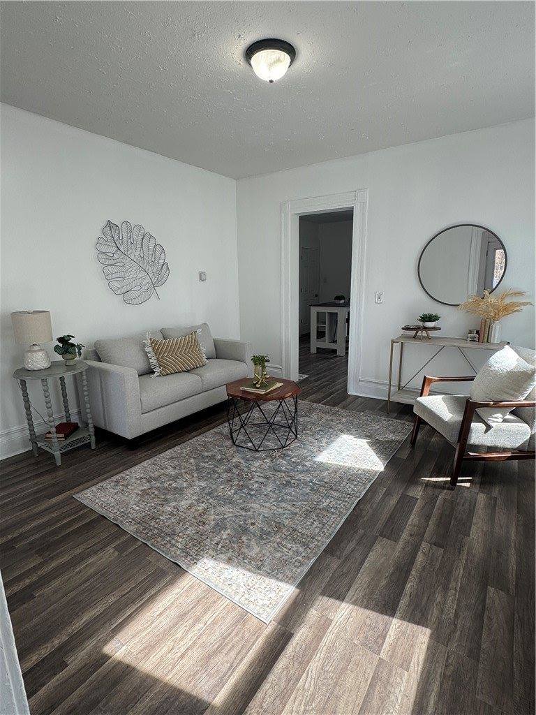 24 Bloomfield Place, Rochester, NY 14620