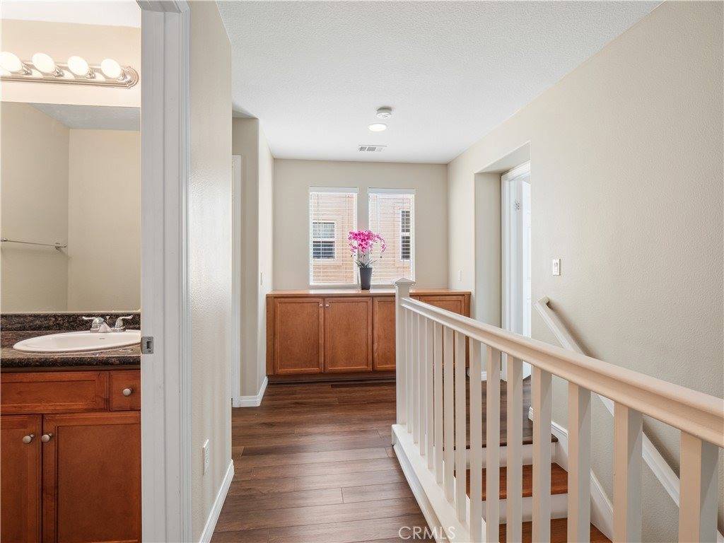 31769 Avenida Sonrisa, Castaic, CA 91384