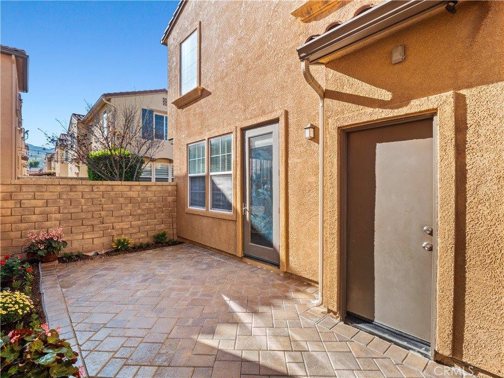 31769 Avenida Sonrisa, Castaic, CA 91384