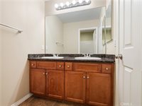 31769 Avenida Sonrisa, Castaic, CA 91384
