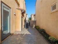 31769 Avenida Sonrisa, Castaic, CA 91384