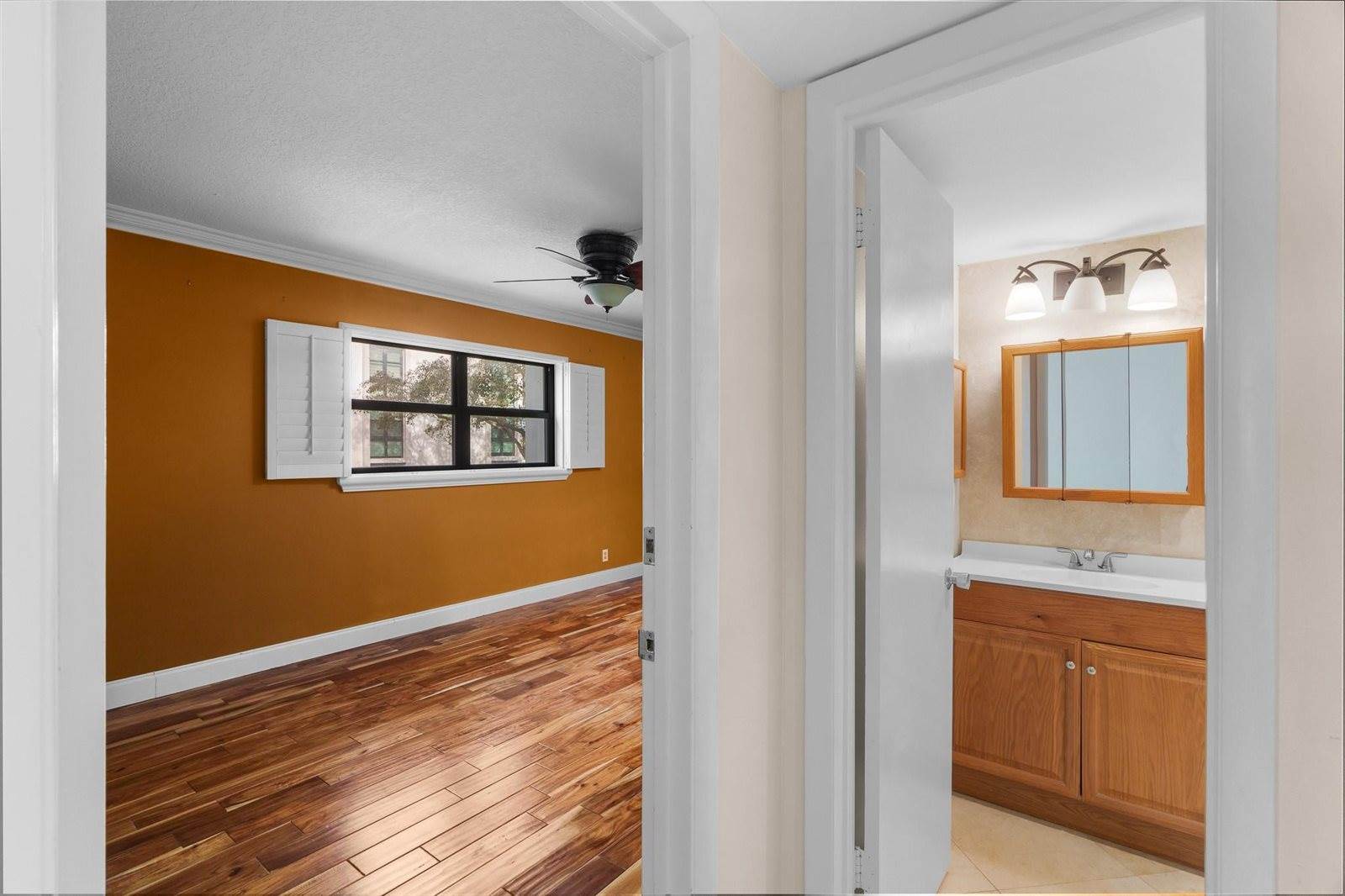 1000 River Reach Drive, Fort Lauderdale, FL 33315