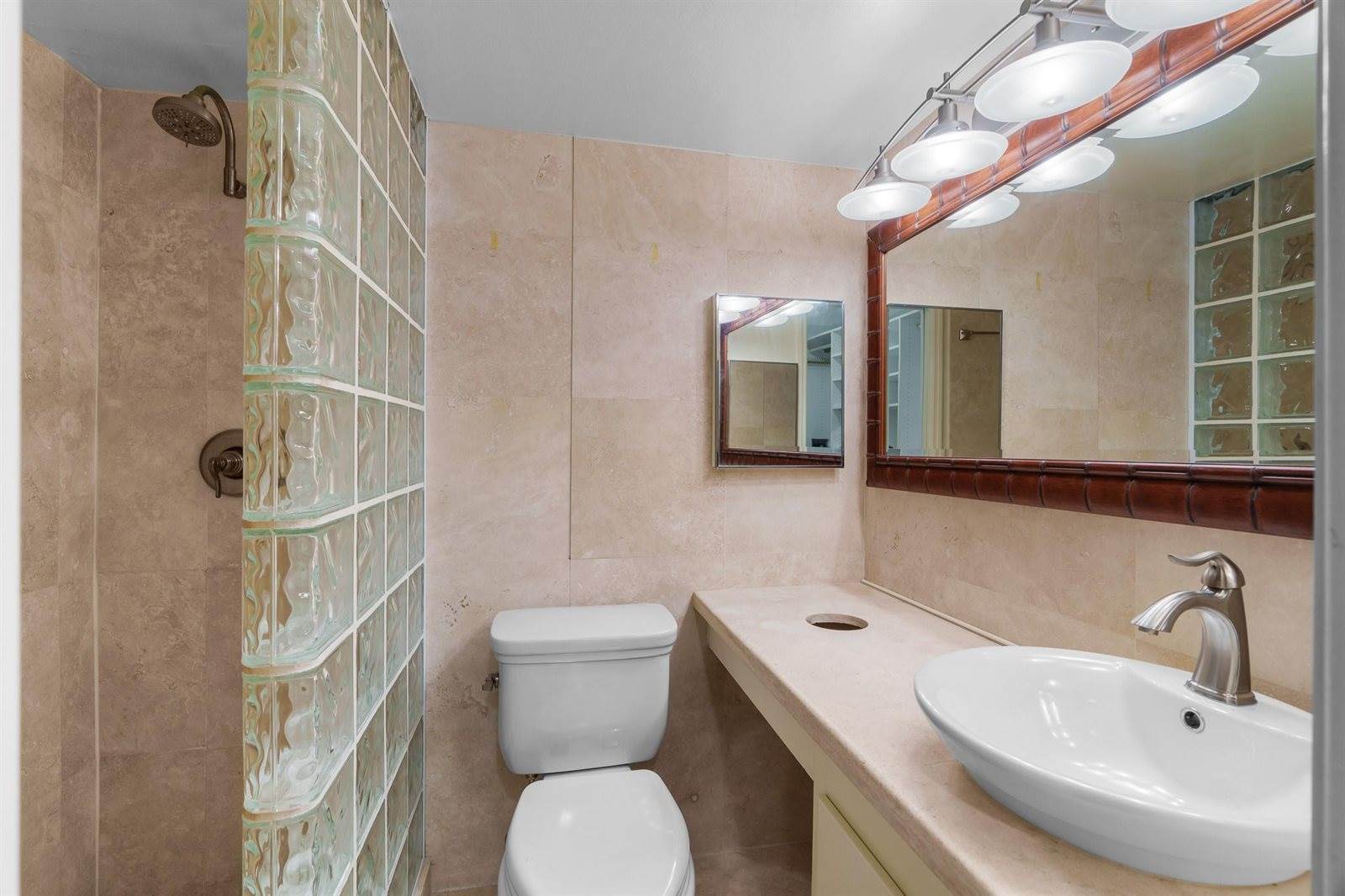 1000 River Reach Drive, Fort Lauderdale, FL 33315