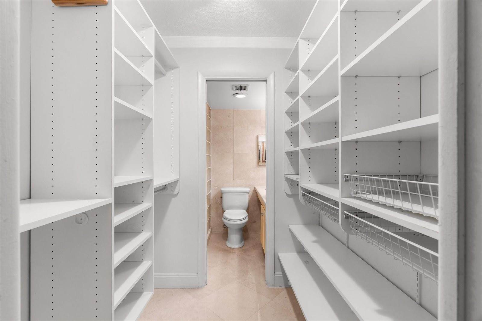 1000 River Reach Drive, Fort Lauderdale, FL 33315