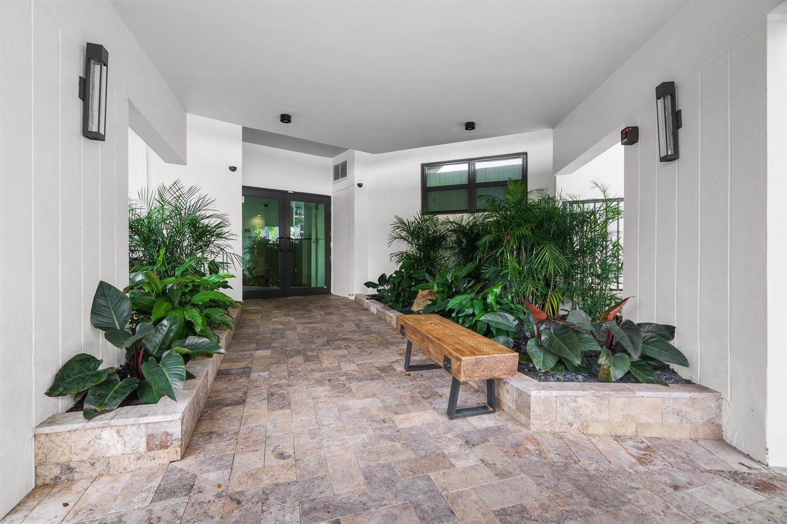 1000 River Reach Drive, Fort Lauderdale, FL 33315