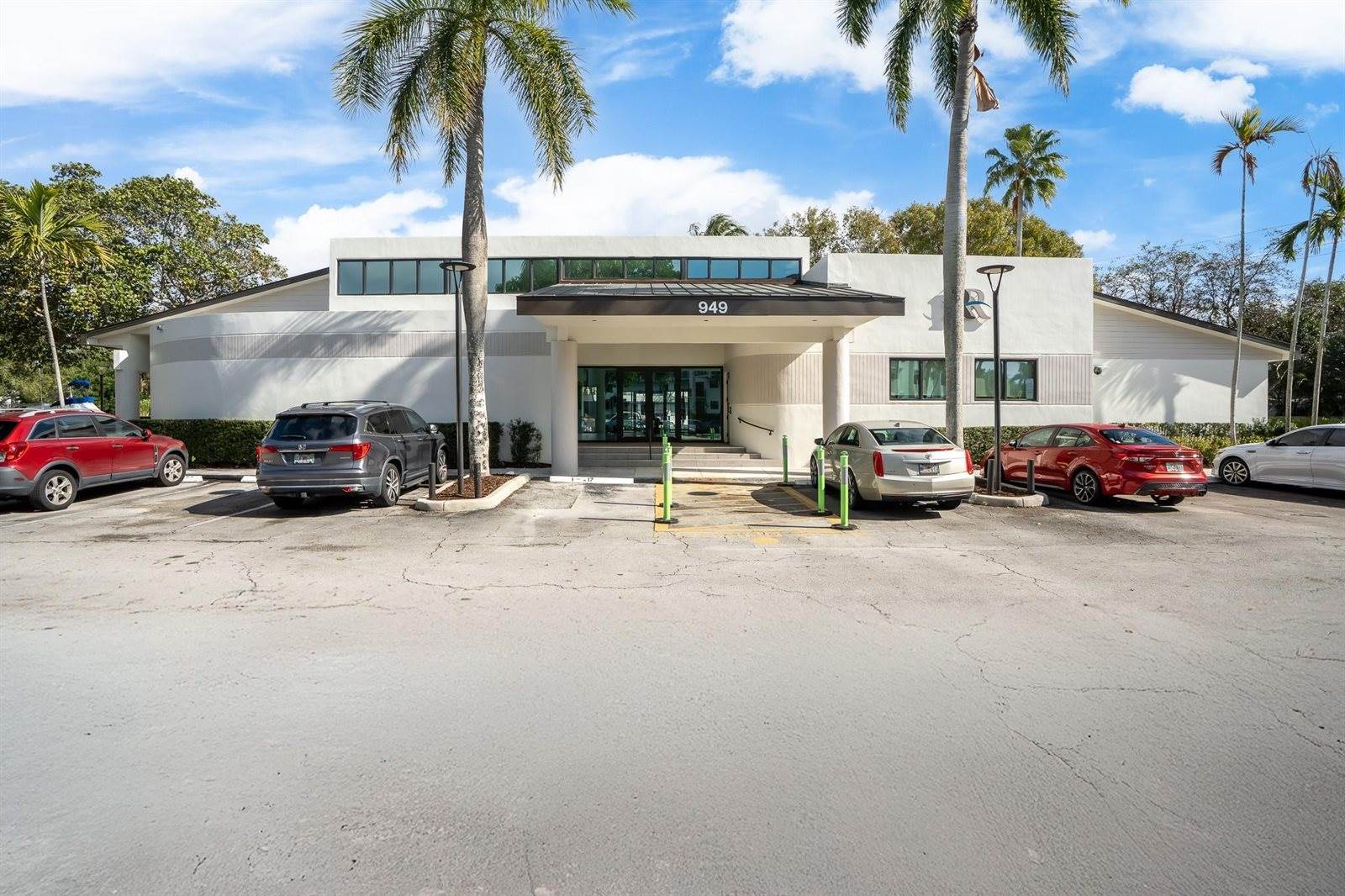 1000 River Reach Drive, Fort Lauderdale, FL 33315