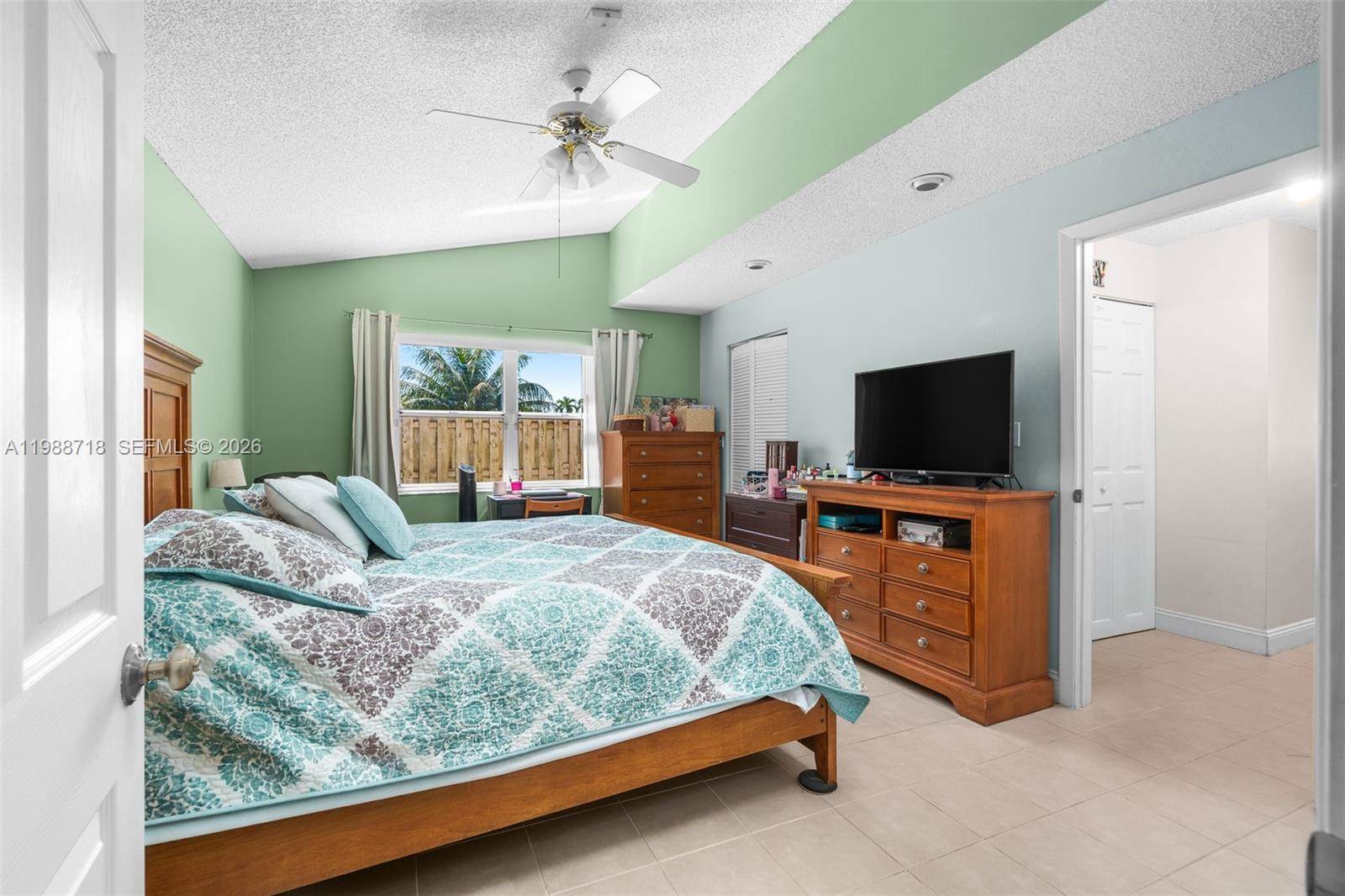 1199 SW 109th Ln, Davie, FL 33324