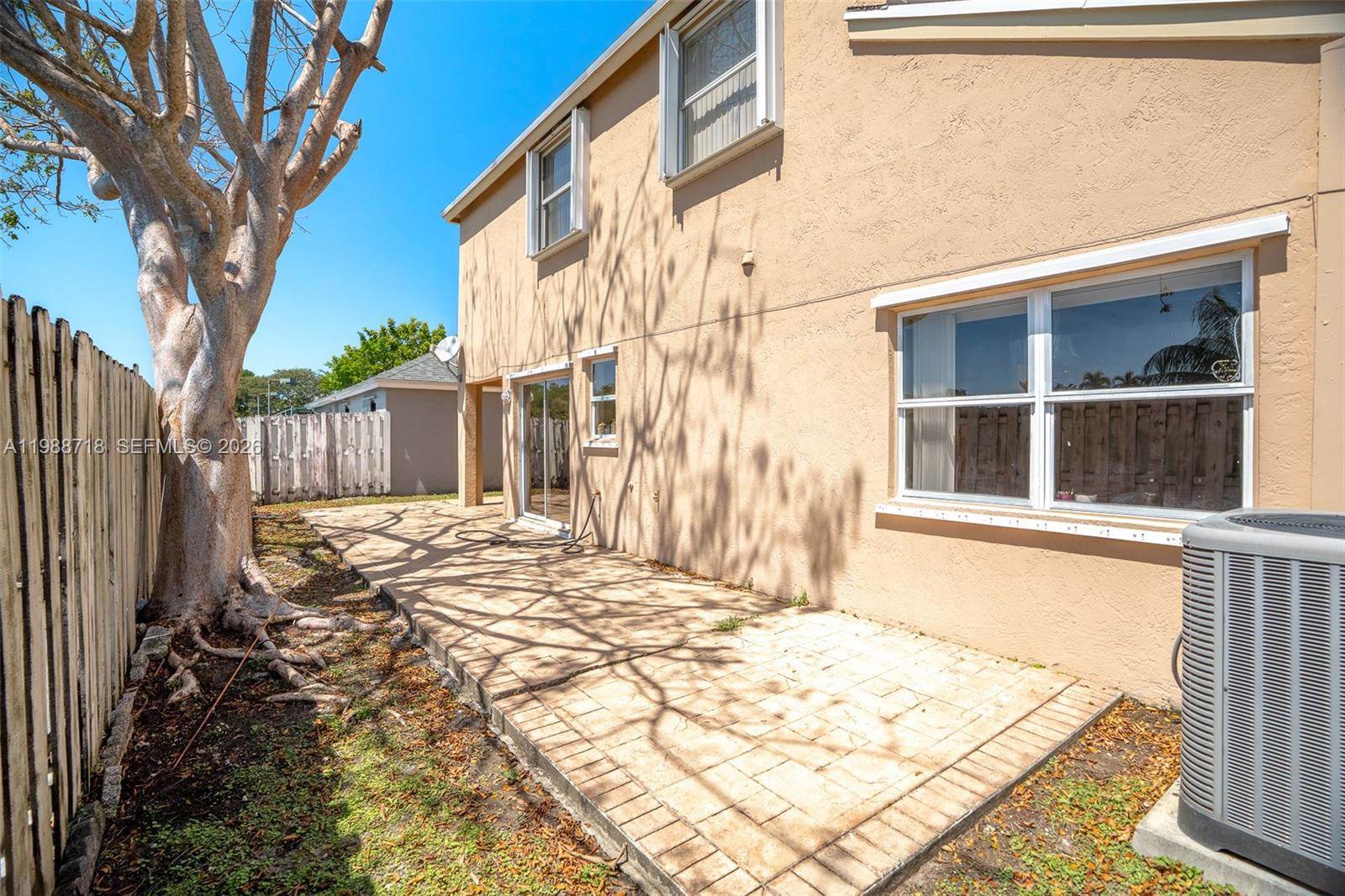 1199 SW 109th Ln, Davie, FL 33324