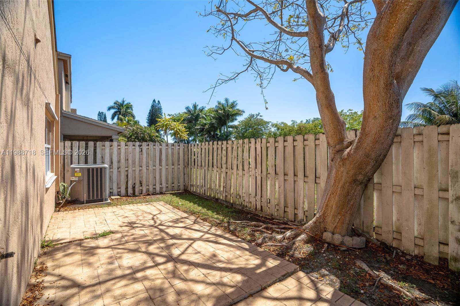 1199 SW 109th Ln, Davie, FL 33324