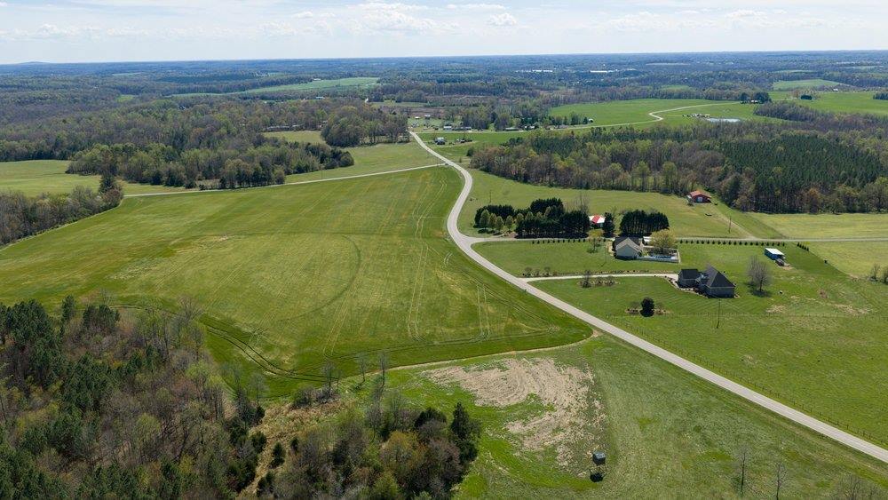 889 Tabor Rd, Olin, NC 28660