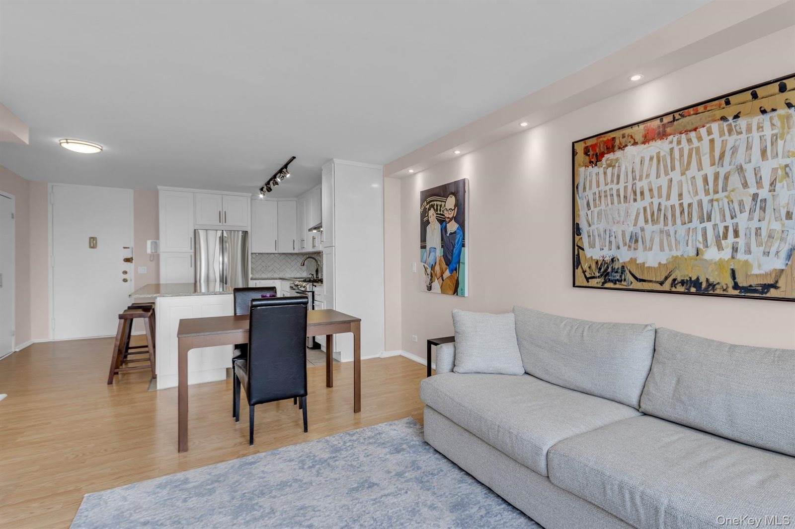 345 East 93rd Street, New York, NY 10128