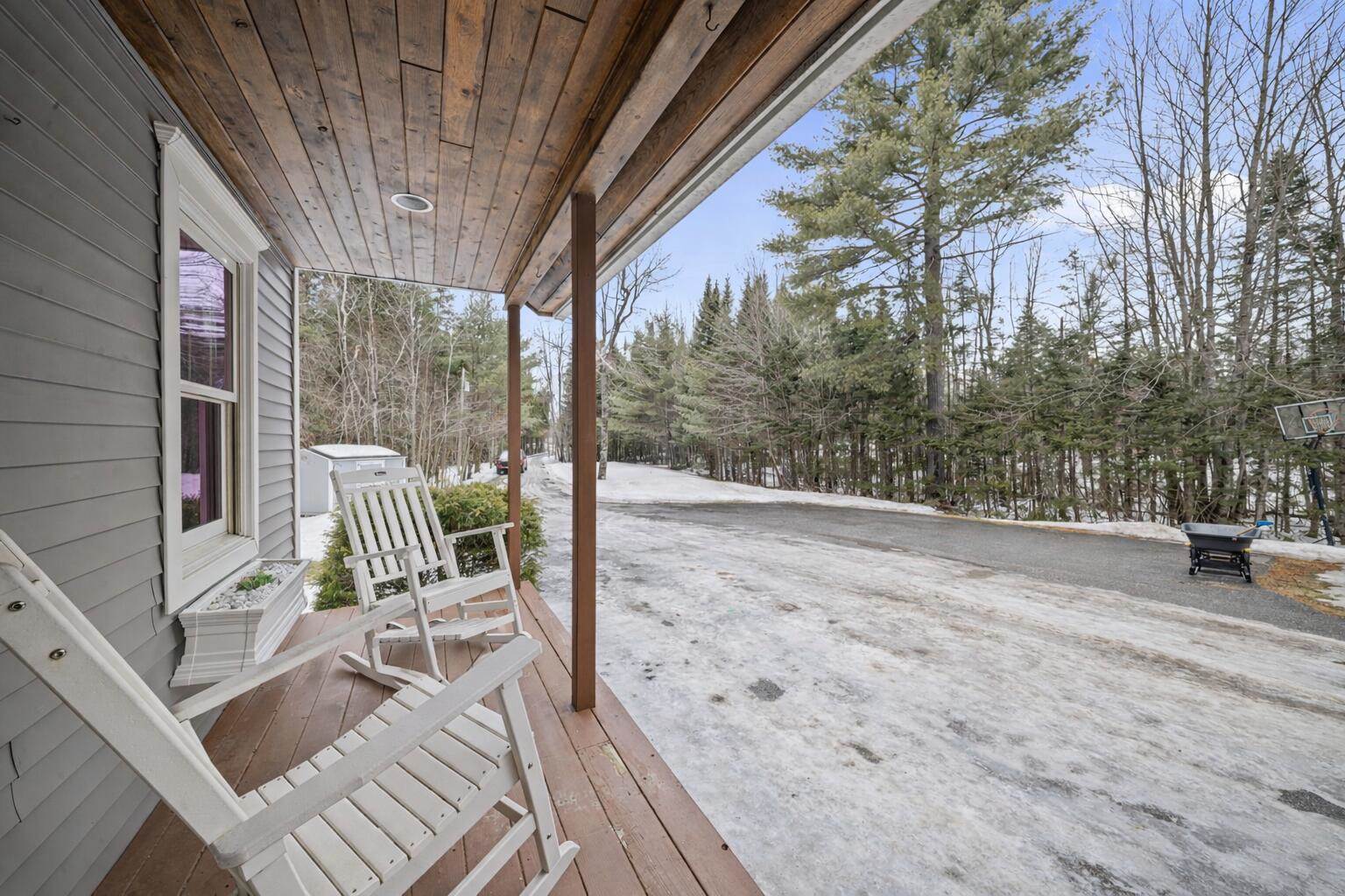 73 Jillian Way, Glenburn, ME 04401