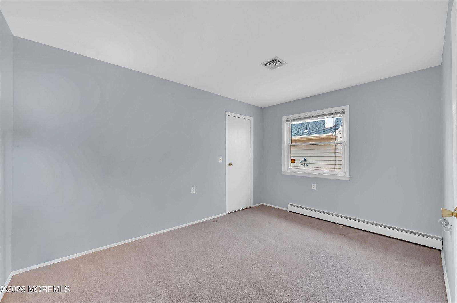 75 Grenada Street, Toms River, NJ 08757