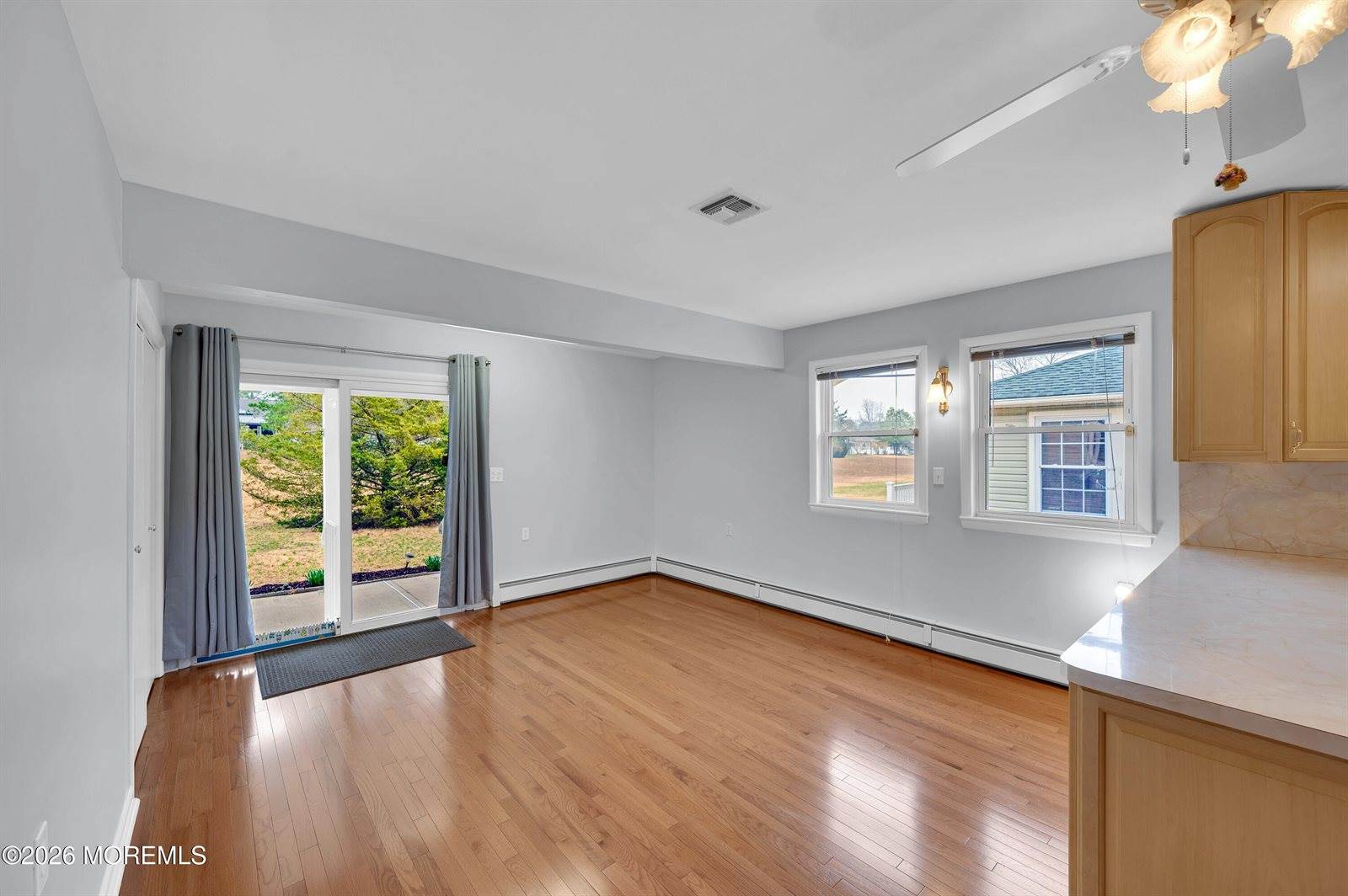 75 Grenada Street, Toms River, NJ 08757