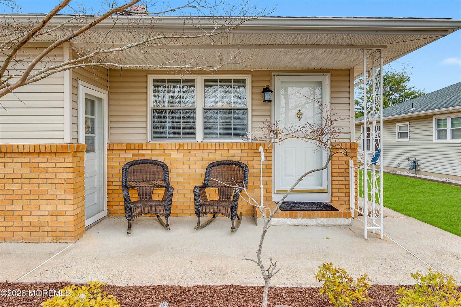 75 Grenada Street, Toms River, NJ 08757