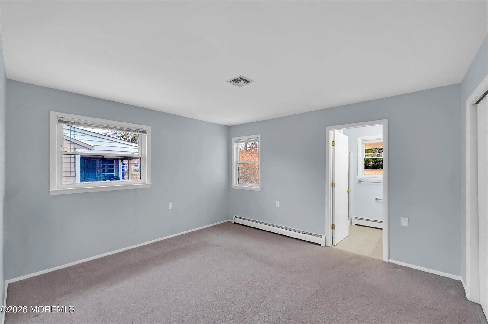 75 Grenada Street, Toms River, NJ 08757