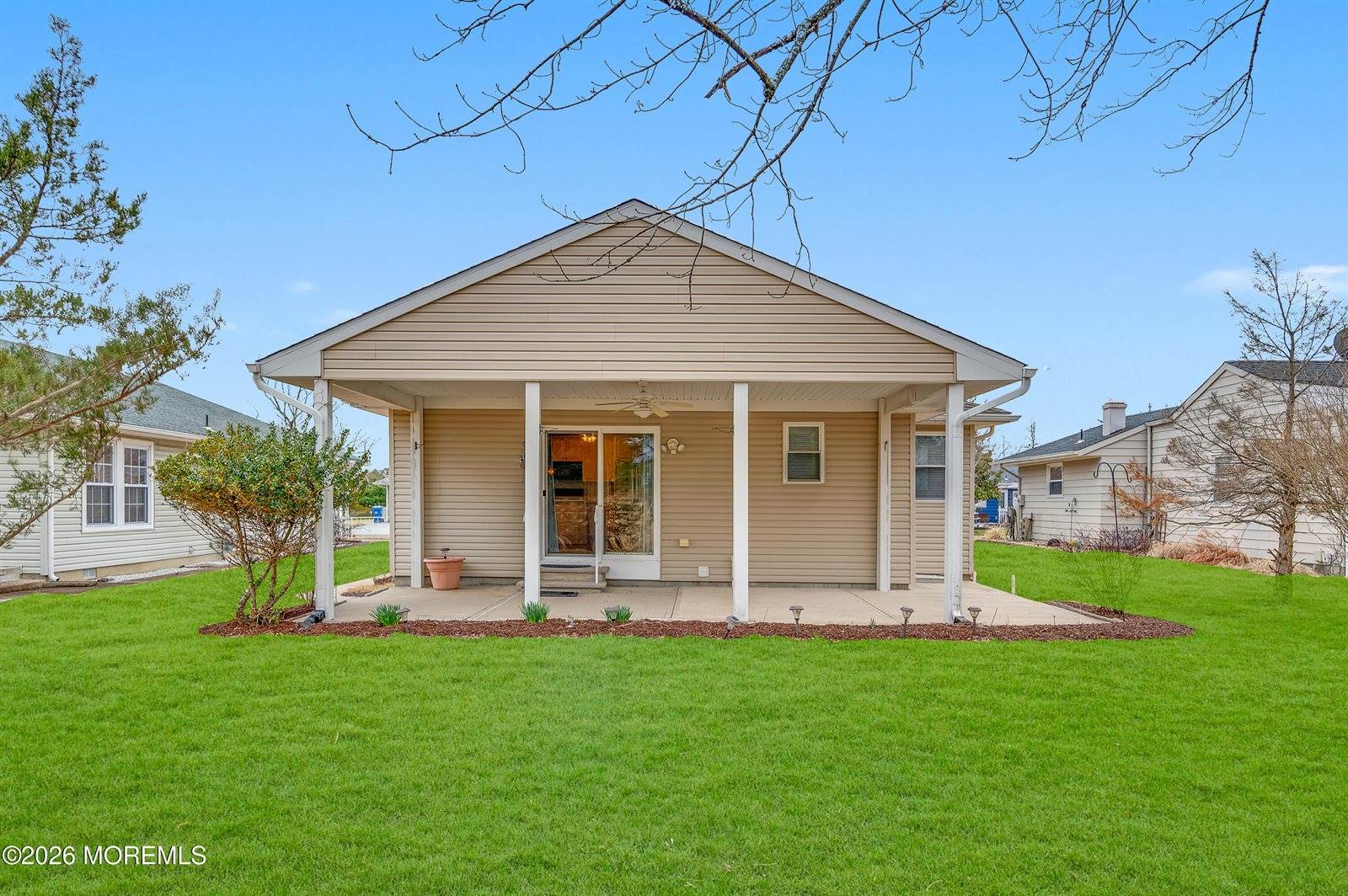 75 Grenada Street, Toms River, NJ 08757