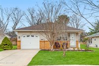 75 Grenada Street, Toms River, NJ 08757