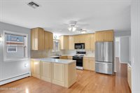 75 Grenada Street, Toms River, NJ 08757