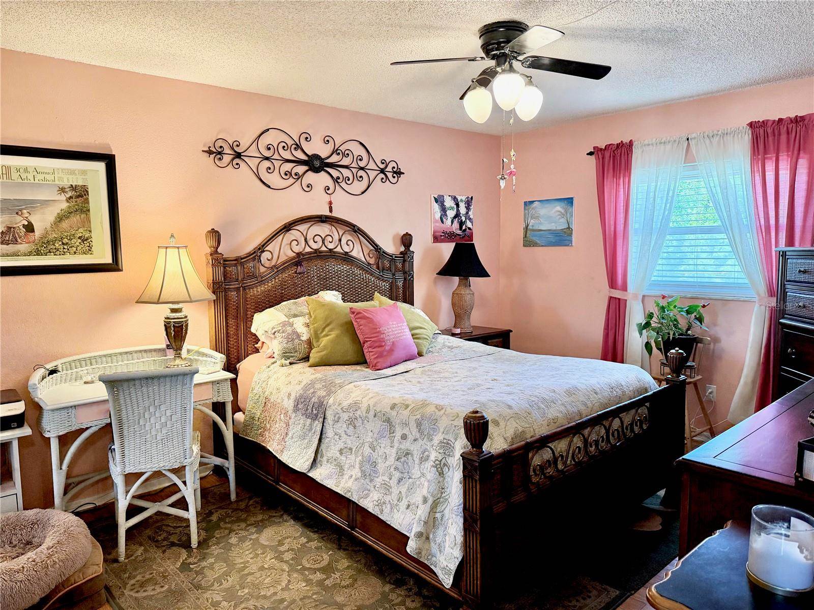 4000 3RD Street North, Saint Petersburg, FL 33703