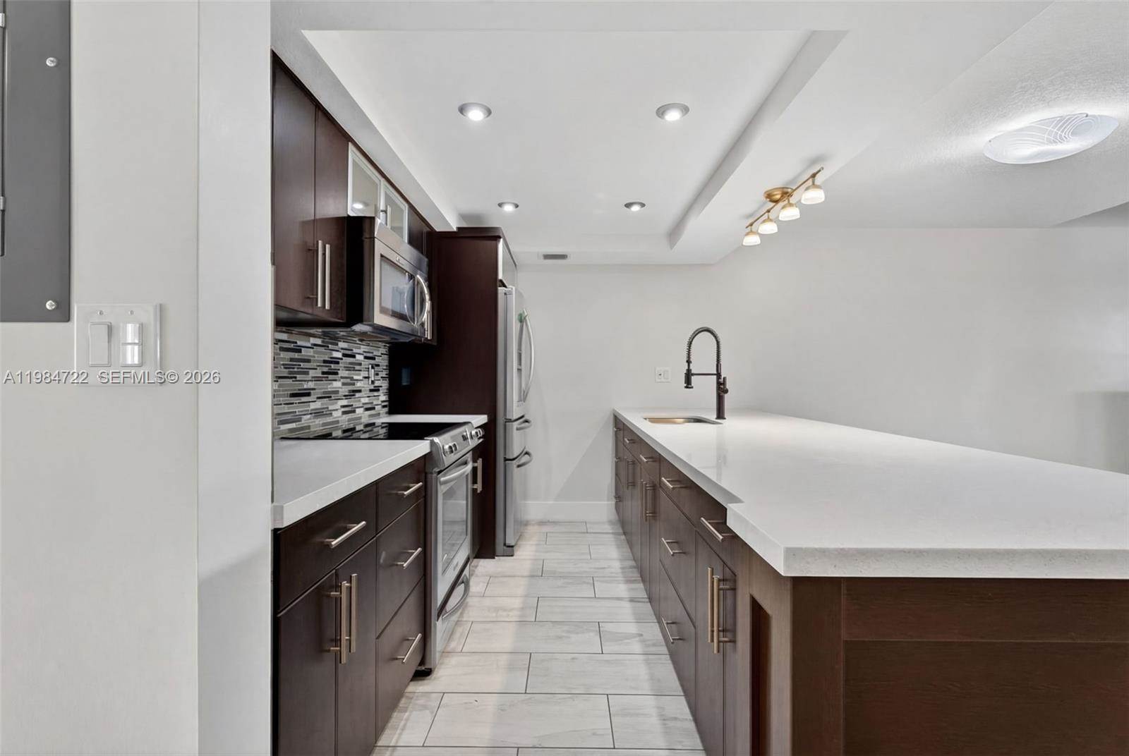 13182 SW 9th Ln, Miami, FL 33184