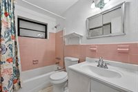 5931 NE 1st Ave, Oakland Park, FL 33334