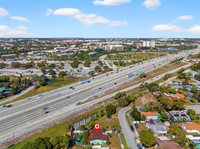 5931 NE 1st Ave, Oakland Park, FL 33334