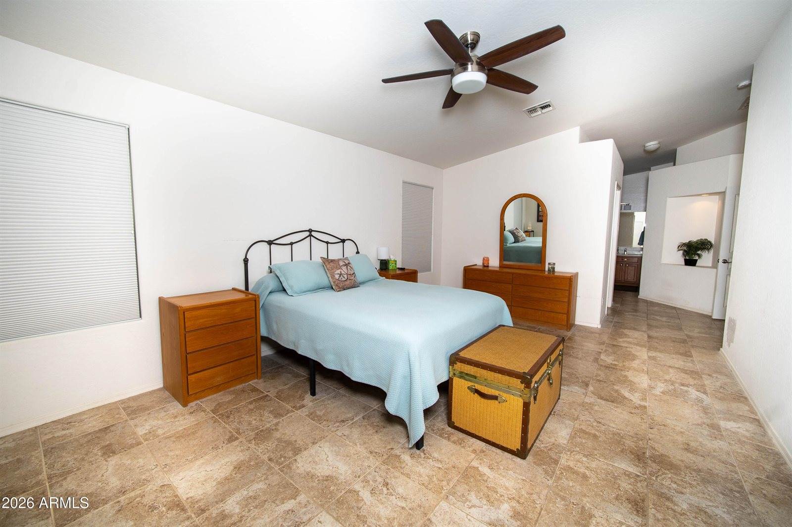 1717 East Beautiful Lane, Phoenix, AZ 85042