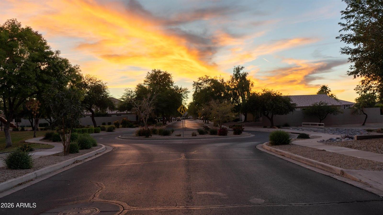 1717 East Beautiful Lane, Phoenix, AZ 85042