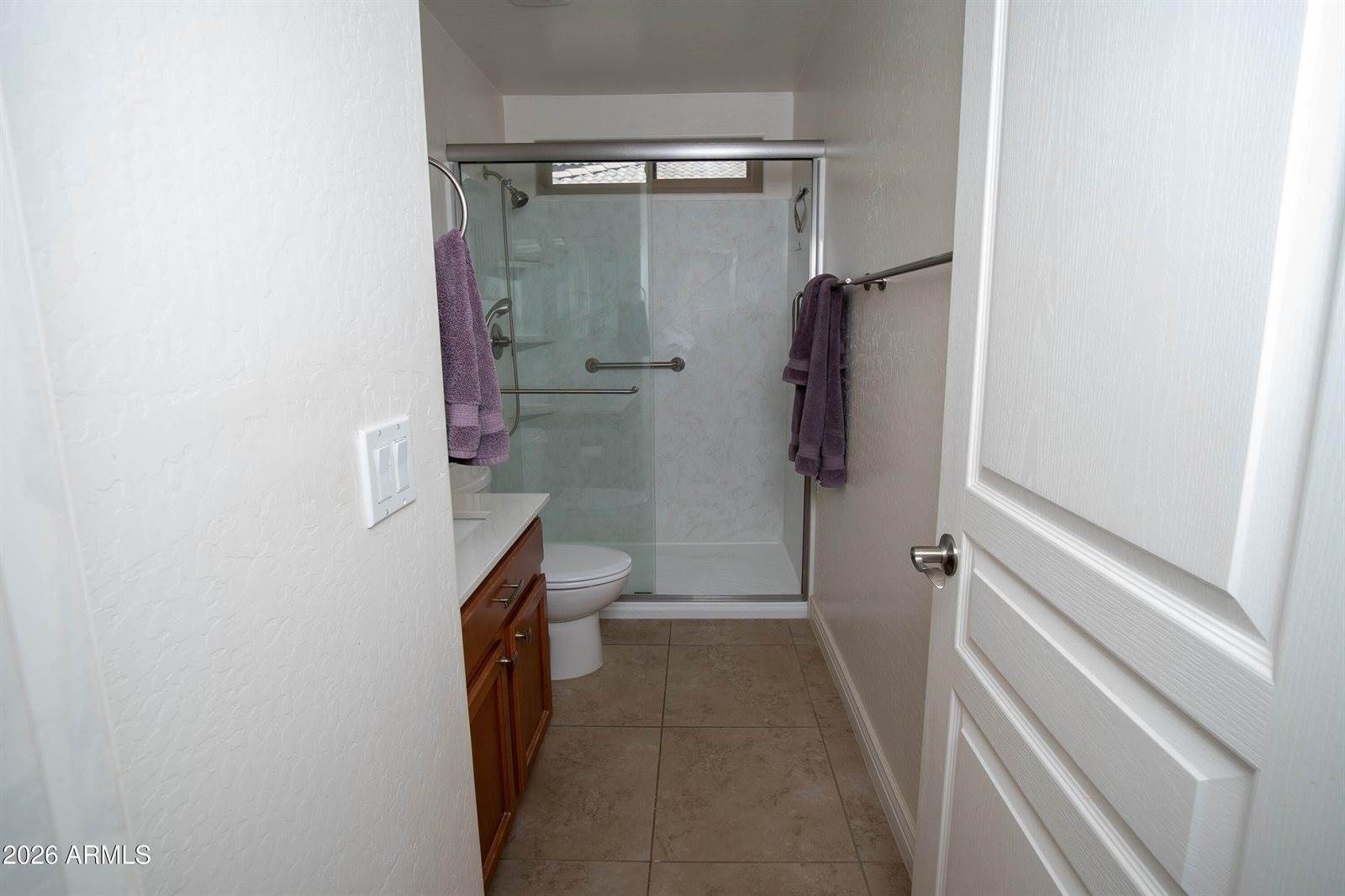 1717 East Beautiful Lane, Phoenix, AZ 85042