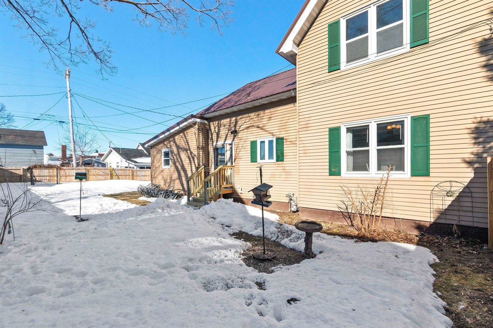 213 North Franklin Street, Oconto Falls, WI 54154