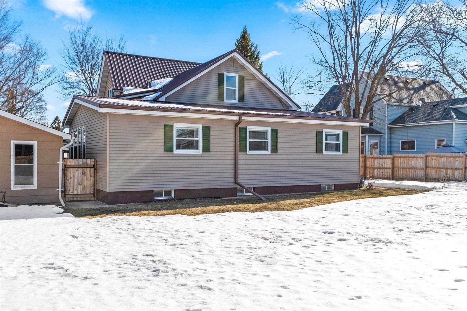 213 North Franklin Street, Oconto Falls, WI 54154