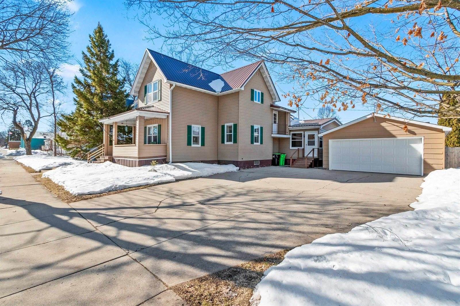 213 North Franklin Street, Oconto Falls, WI 54154