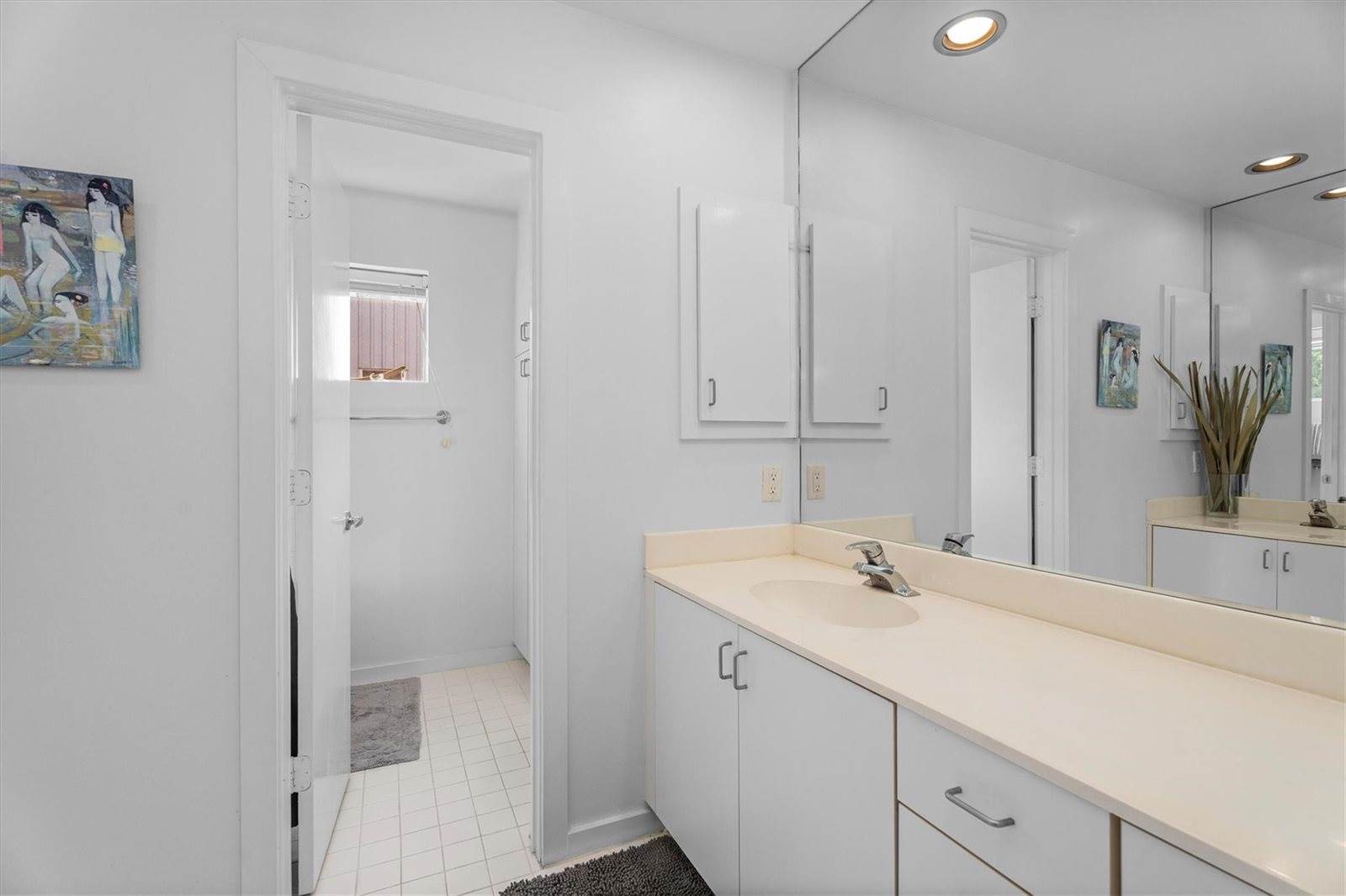 2711 Chenevert Street, Houston, TX 77004