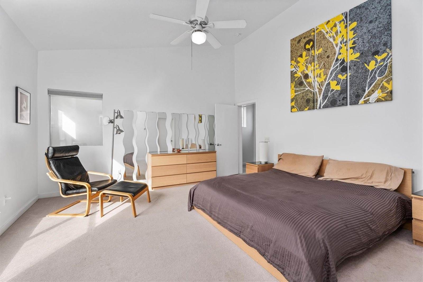 2711 Chenevert Street, Houston, TX 77004