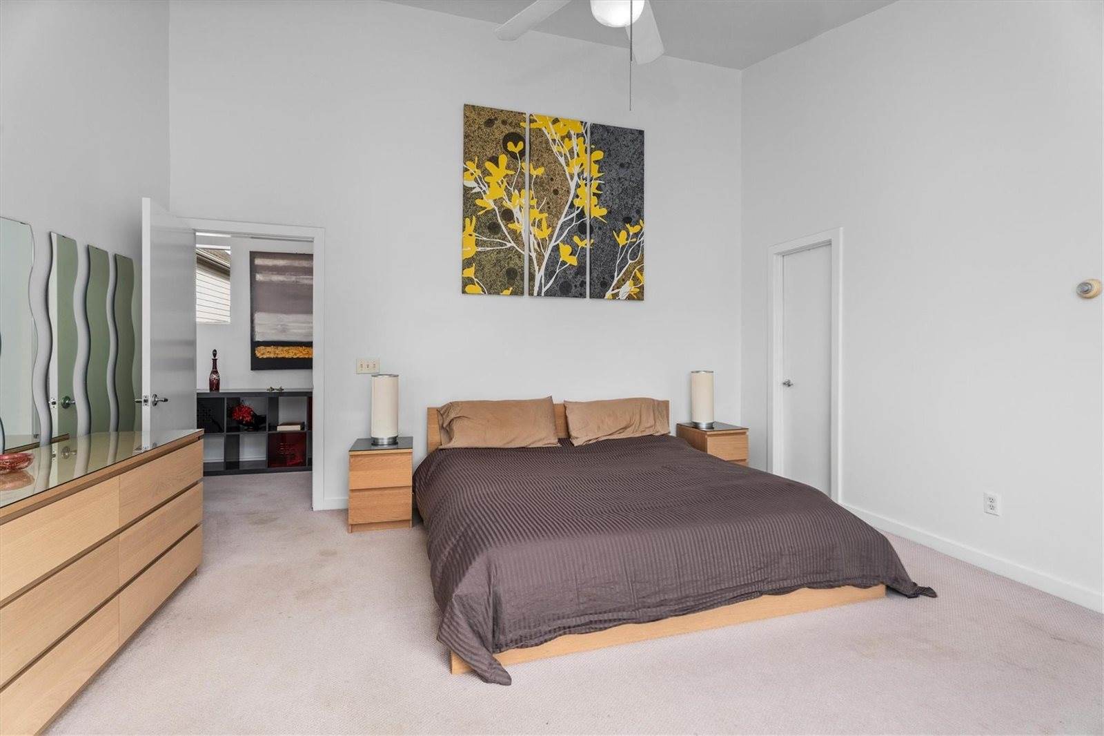 2711 Chenevert Street, Houston, TX 77004