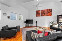 2711 Chenevert Street, Houston, TX 77004