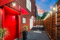 2711 Chenevert Street, Houston, TX 77004