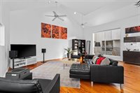 2711 Chenevert Street, Houston, TX 77004