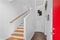 2711 Chenevert Street, Houston, TX 77004