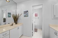 2711 Chenevert Street, Houston, TX 77004