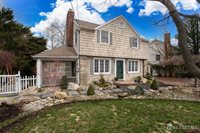 6 South Drive, East Brunswick, NJ 08816