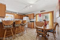 906 Riverview Drive, LaFollette, TN 37766