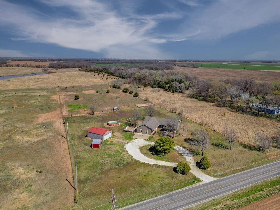4678 252nd Rd, Arkansas City, KS 67005