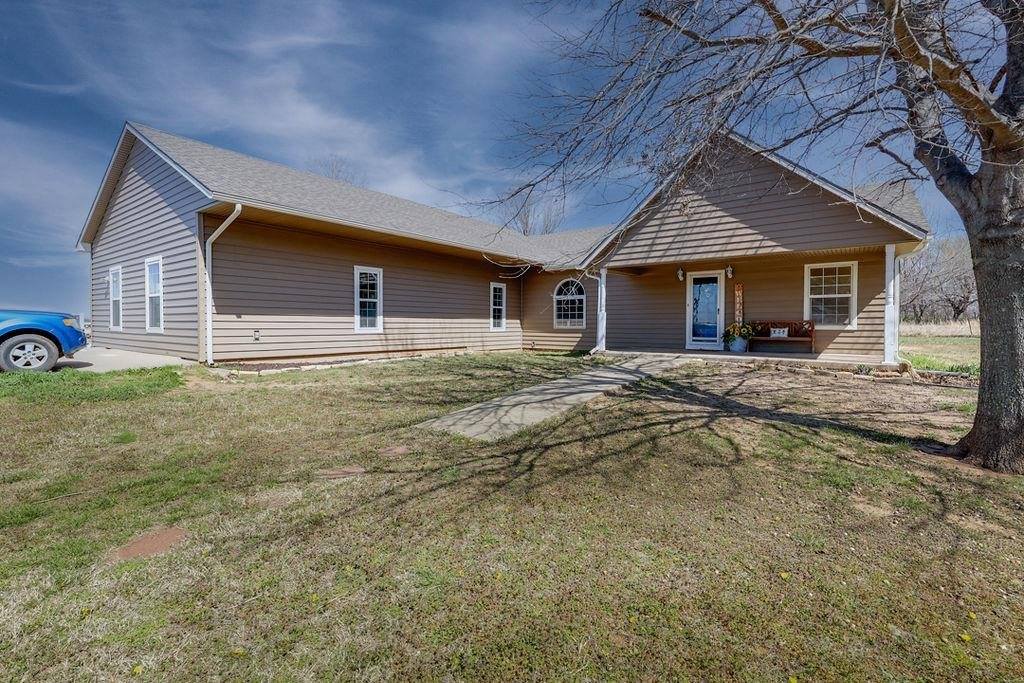 4678 252nd Rd, Arkansas City, KS 67005