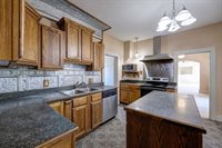4678 252nd Rd, Arkansas City, KS 67005