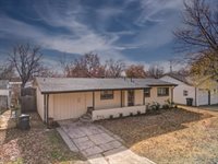 235 Random Rd, Arkansas City, KS 67005