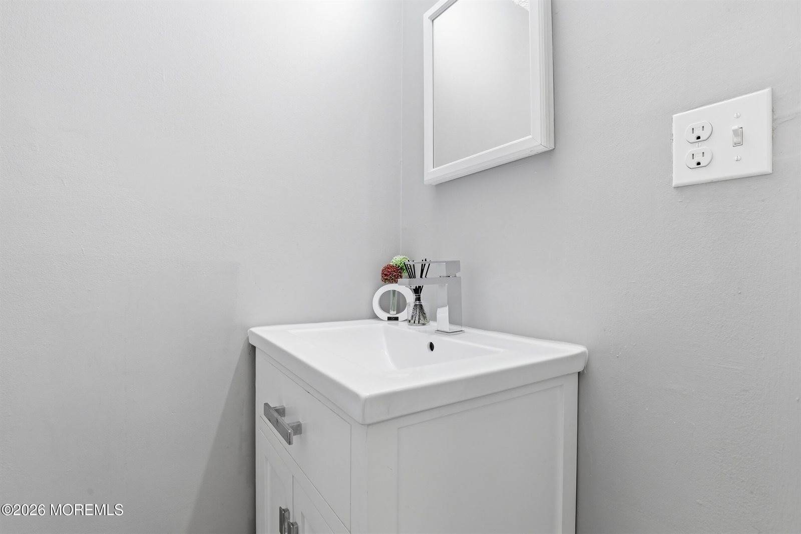 147 Stratford Place, Lakewood, NJ 08701